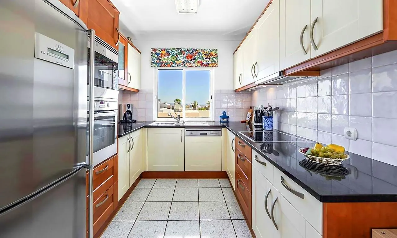 Sea & Sun Windmill Apartment By Be Cherish Albufeira 0*,  Portekiz